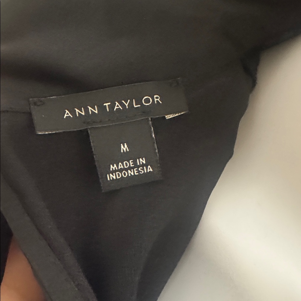 Ann Taylor Elegant Black Bow-Tie Blouse - Picture 9 of 10